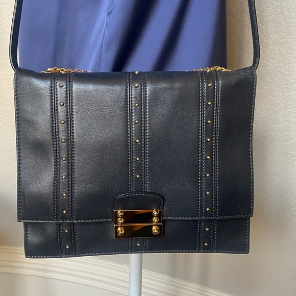 Valentino leather shoulder bag in Dark Blue with Gold Studs. - Picture 15 of 16